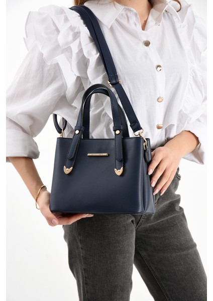 Kadın 4 Bölmeli Gold Aksesuarlı Sade Şık Omuz ve El Çantası modelleri