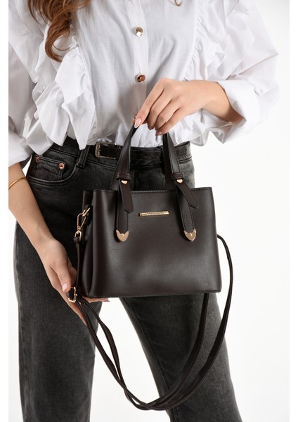 Kadın 4 Bölmeli Gold Aksesuarlı Sade Şık Omuz ve El Çantası fiyatları