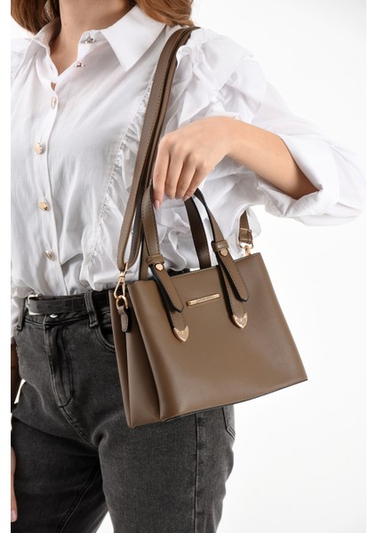 Kadın 4 Bölmeli Gold Aksesuarlı Sade Şık Omuz ve El Çantası modelleri