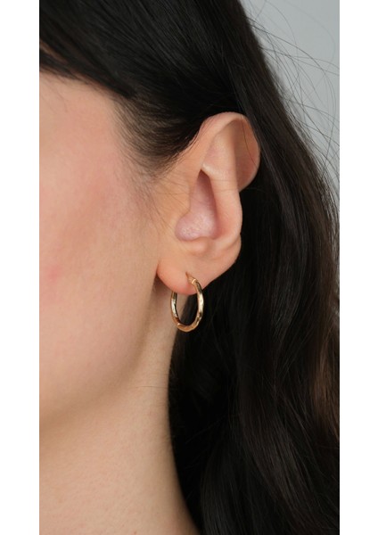 14 Ayar Altın Burgu Desenli Klipsli Küpe 999