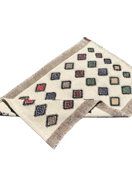El Dokuması Küçük Kilim 70 x 110 Baklava Desenli Kilim indirimleri