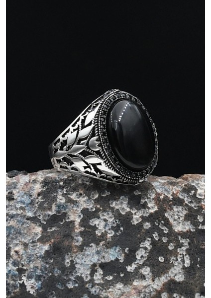 Erkek Yüzüğü Oniks Taşlı 925 Ayar Gümüş Zirkon Taş Süslemeli 901679