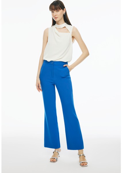 Fiors Regular Fit Standart Boy Flair Paça Ekru Renk Kadın Pantolon