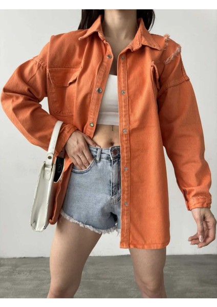 Çift Cepli Yırtık Efektli Oversize Denim Kadın Gömlek Ceket fiyatları