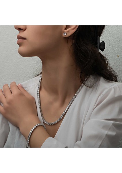 Gümüş 4 mm Beyaz Taşlı Su Yolu Kadın Set