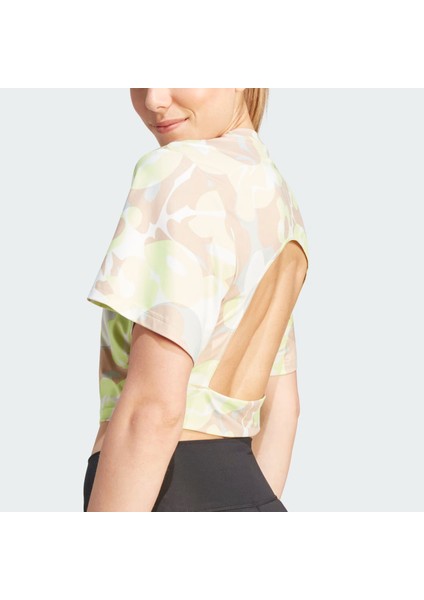 Train Essentials Aop Floral Print Crop Tişört indirimleri