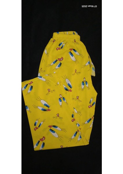Sarı Kumaş Üzerinde Kuş Desenli Pijama Altı modelleri