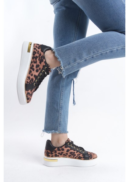 Mına Bağcıklı Ortopedik Taban Leopar Desenli Kadın Sneaker Spor Ayakkabı - Kahverengi