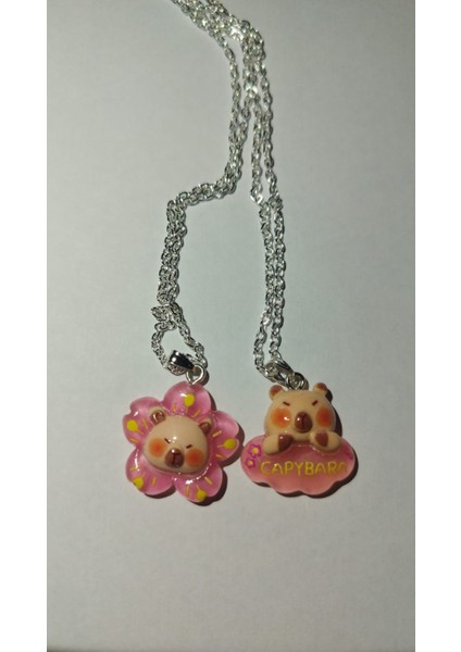 Sevimli Kawai Capybara Ayıcık Çiçekli Bf Best Friend Arkasaşlık Kolyesi