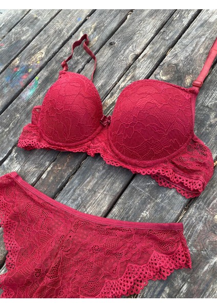 Bordo Dantelli Destekli Takım