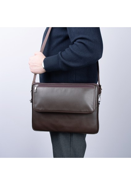 S.Deri Laptop Çantası,Tablet Çantası,13.3'' Inç,n,Omuz ve Valiz Askılı,Aksesuar ve Evrak Cepli,24*34*2 cm.,Kahverengi