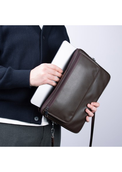 S.Deri Laptop Çantası,Tablet Çantası,13.3'' Inç,n,Omuz ve Valiz Askılı,Aksesuar ve Evrak Cepli,24*34*2 cm.,Kahverengi