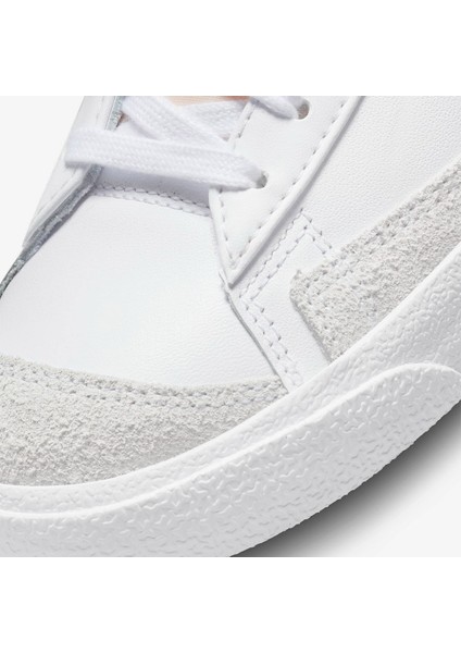 Blazer Mid 77 Kadın Beyaz Sneaker fırsatları