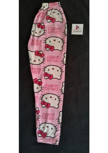 Pembe Kumaş Üzerinde Hello Kitty Desenli Pijama Altı