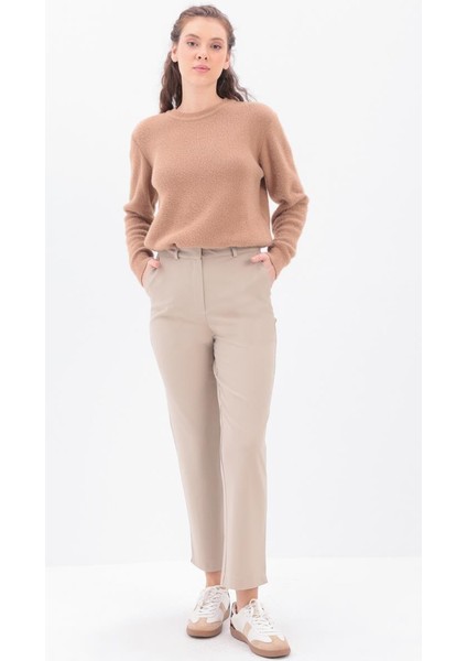 Paçası Yırtmaçlı Havuç Pantolon 25DB77114AL0 fiyatları