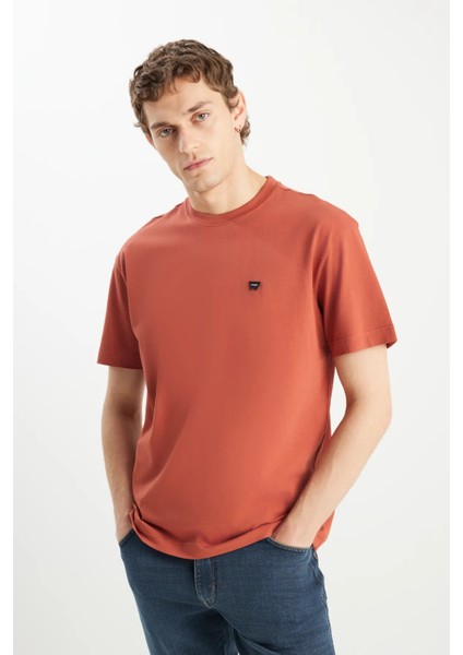 Wrangler Pamuk Relaxed Fit Geniş Kesim Minimal Logo Kiremit Tişört fiyatları