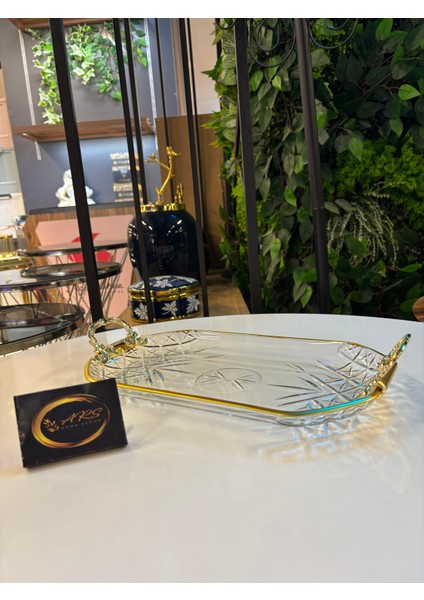 Timeless Gold Yaldızlı Metal Kulplu Dekoratif Sunumluk Tepsi, Kayık Tabak