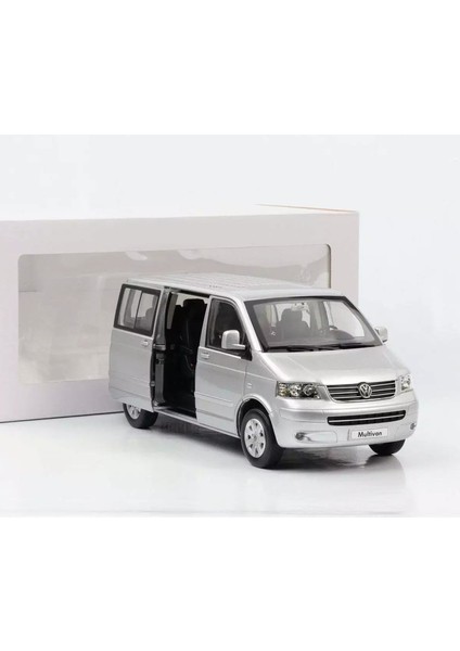1:18 Norev 2003 Volkswagen T5 Multivan Silver