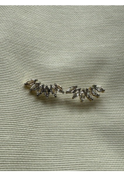 Zirkon Taşlı Oval Küpe