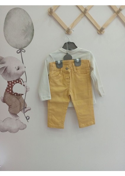 Biyeli Trençkotlu Kız Bebek Takımı fırsatları
