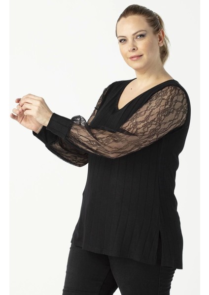 1952 Siyah Kolu Dantelli Şık Esnek Büyük Beden Triko Bluz