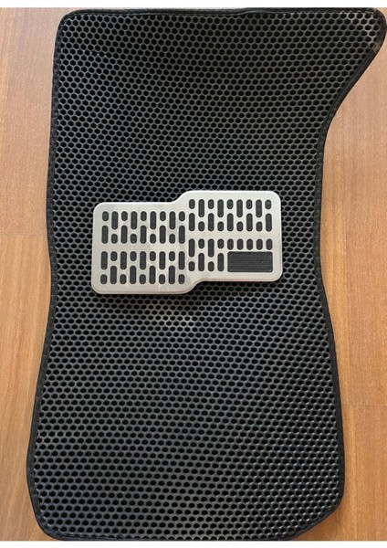 Oto Paspas Oto Topukluk Üzeri Silikon Kaplama Kaymaz Malzeme (1ADET) modelleri