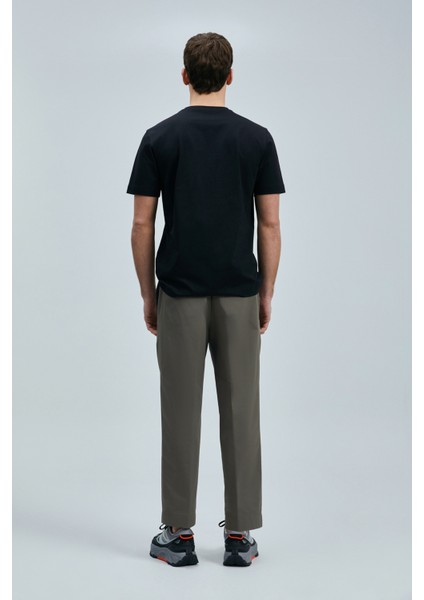 Erkek Fusıon Modern Grafik T-Shirt 111020250 Siyah fırsatları