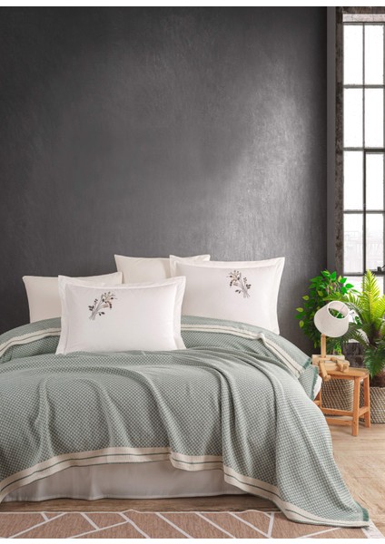 Newhome Damalı El Nakışlı Pamuk Pike Takımı Yeşil
