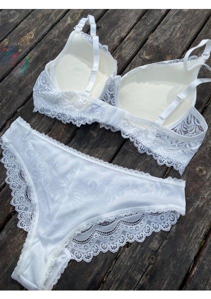 Beyaz Dantel Model Destekli Takım modelleri