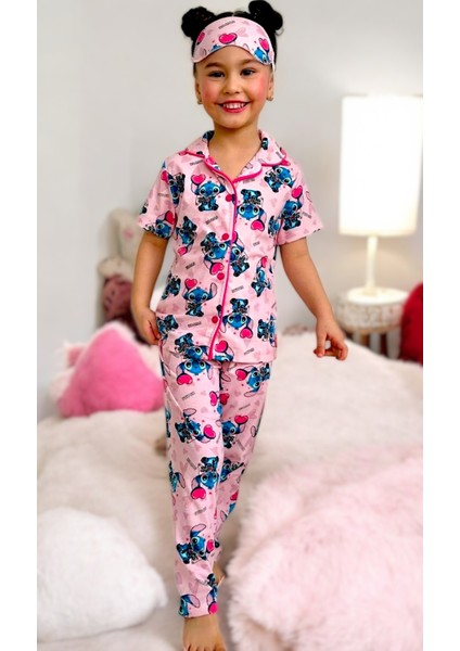 Kız Çocuk Desen Pembe Renk Gömlek Yaka Düğmeli Pijama Takımı Göz Bandı Dahil Kısa Kollu