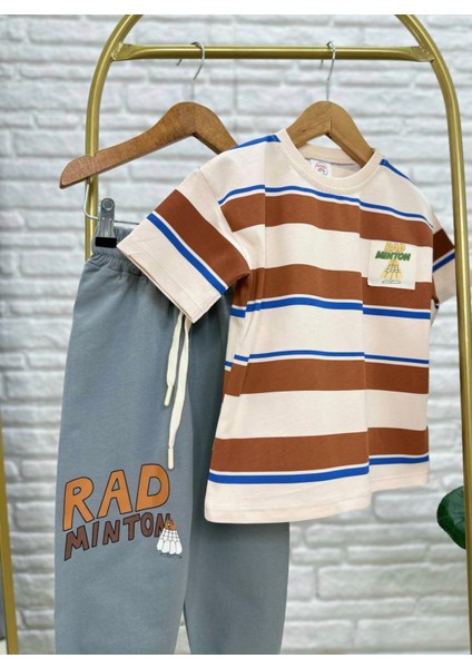 Erkek Çocuk Pamuklu Kahverengi Çizgili T-Shirt ve Eşofman Altı Takım 2 Parça Yeni Sezon fiyatları