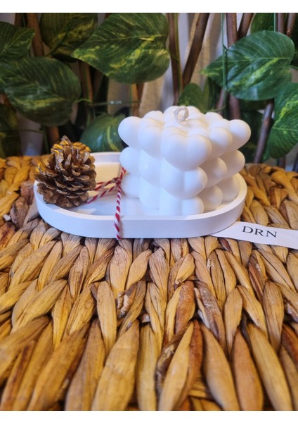 Dekoratif Oval Tabak Üzerinde, Kalpli, Kokulu Bubble Mum