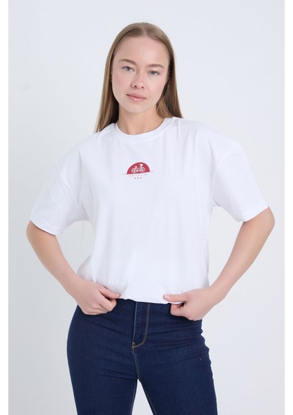 Kadın Oversize Rıdıng Sınce Baskılı Beyaz Renk T-Shirt fiyatları