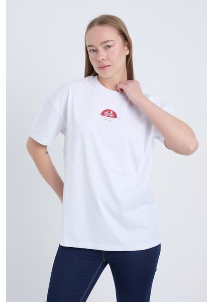 Kadın Oversize Rıdıng Sınce Baskılı Beyaz Renk T-Shirt fırsatları