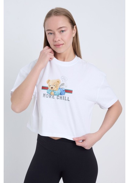 Kadın Oversize More Chill Baskılı Beyaz Renk Crop fırsatları