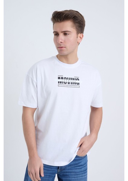 Erkek Oversize Beyaz Moving T-Shirt fiyatları