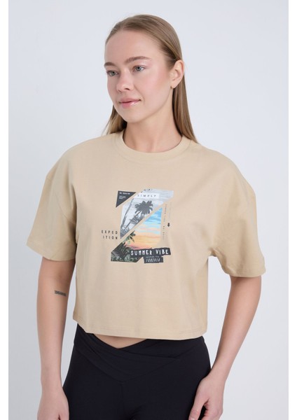 Kadın Oversize Summer Vibe Baskılı Bej Renk Crop fırsatları