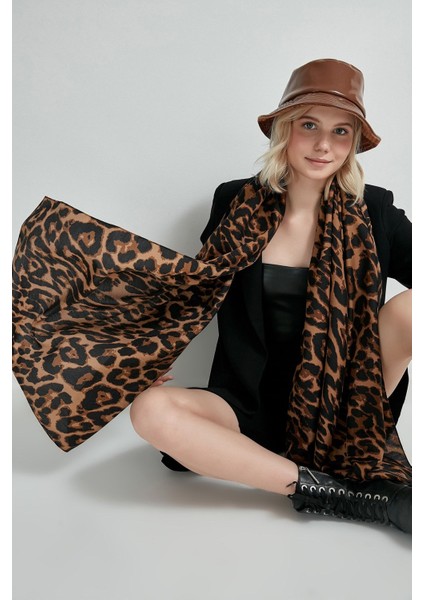 10862 Leopar Desenli Kahve Rengi Şal