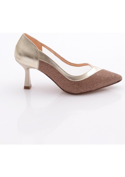 667 Kadin Topuklu Ayakkabi