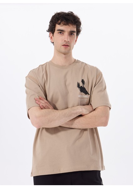 D5SM-TST3830 Açık Kahve Bisiklet Yaka Relaxed Baskılı Erkek T-Shirt fiyatları