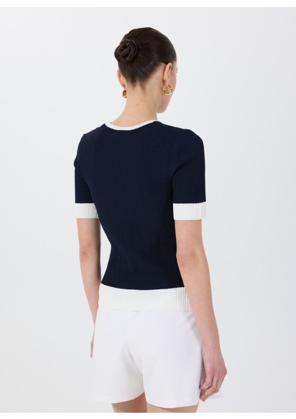 Bisiklet Yaka Düz Lacivert Kadın Bluz F5SL-BLZ0006 fırsatları