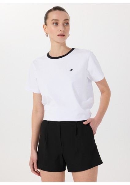 Bisiklet Yaka Nakışlı Beyaz - Siyah Kadın T-Shirt M5SL-TST1849