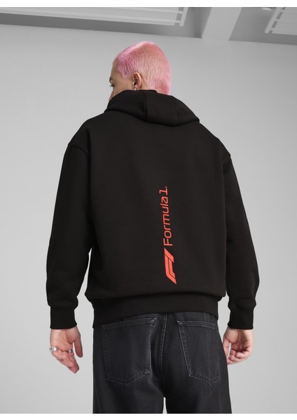 63012101 F1 Ess+ Graphic Hoodie Pum Siyah Kapüşon Yaka Regular Fit Düz Erkek Sweatshırt fiyatları