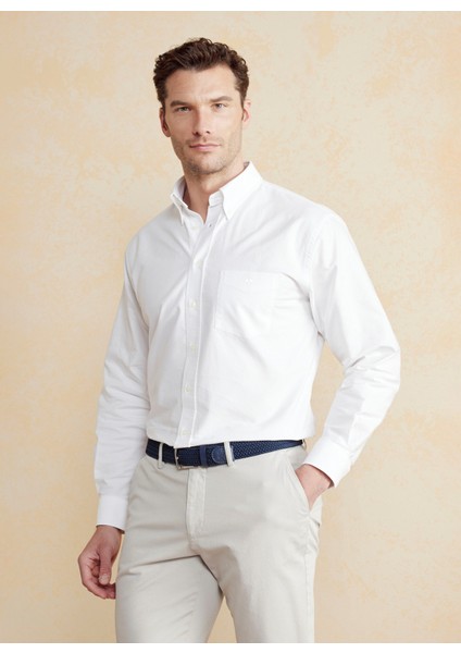 Regular Fit Düğmeli Yaka Beyaz Erkek Gömlek BBSS25MSH008 modelleri