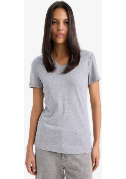 Slim Fit Dar Kesim V Yaka Basic Düz Ribana Kısa Kollu Tişört I1080AZ25SP fırsatları