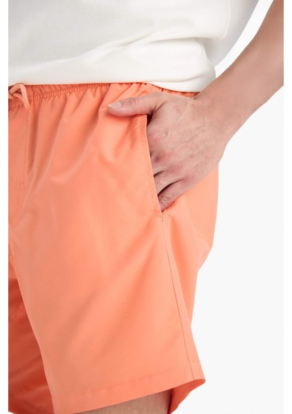 Regular Fit Kısa Boy Cepli File Astarlı Beli Bağcıklı Düz Hafif Kumaş Deniz Şortu E5133AXNS