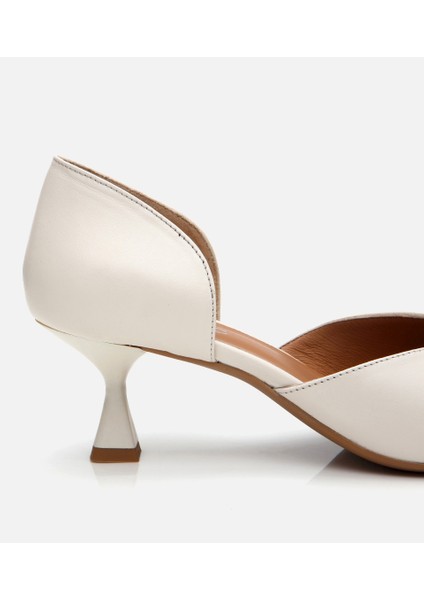 01AYH304200A400 KADIN Deri Ekru Ince Topuklu Stiletto