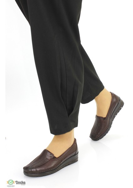 Kadın Tam Ortopedik Hakiki Deri Şık Anne Ayakkabısı F25/CM25182Y fiyatları