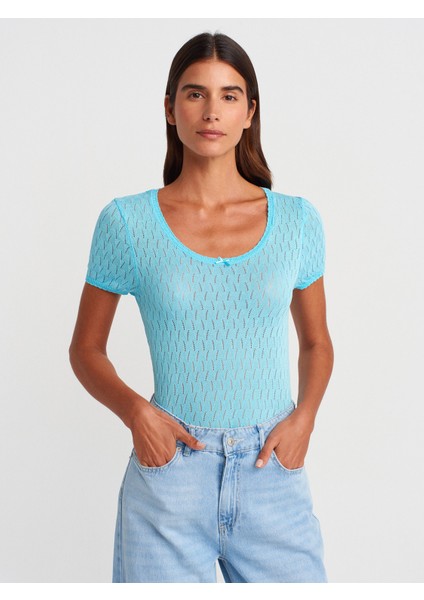 10730 Açık Bisiklet Yaka Ajurlu Fiyonk Detaylı Ince Triko Bluz-Kahve