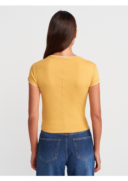 31750 Kontrast Kısa Kollu Tshirt-Hardal fiyatları